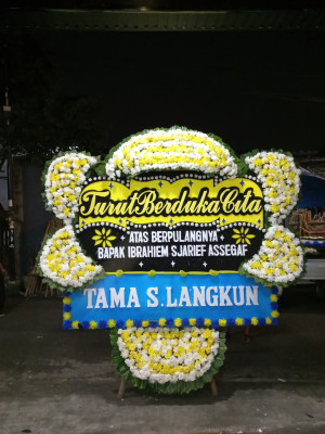 Papan Bunga Duka di Sukamurni